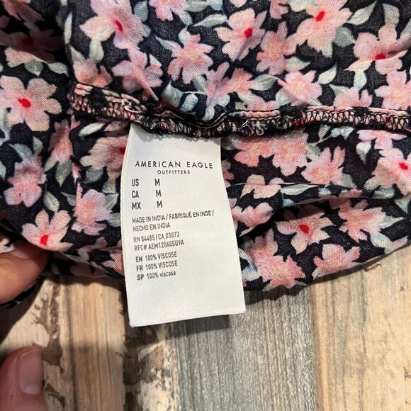 American Eagle Womens Ditsy Floral Crop Button Up Top Sz M 90s Cottage Viscose - Picture 4 of 7
